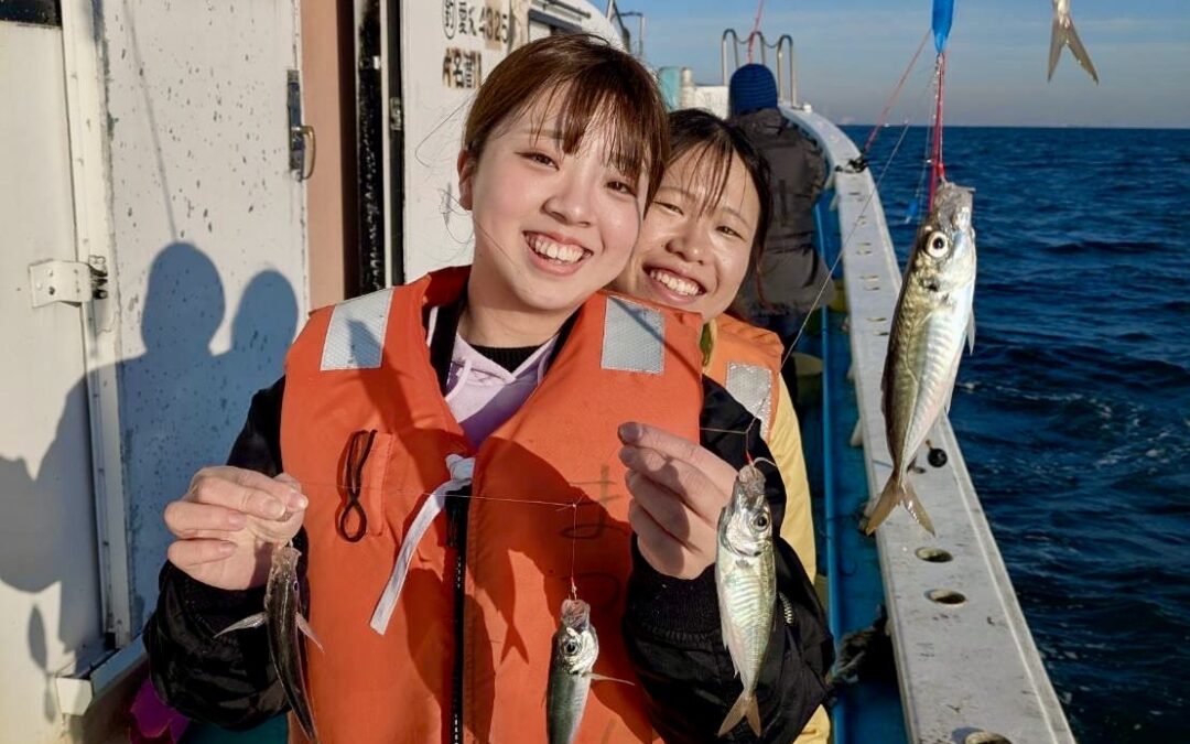 １１月２３日　日曜日ショート体験フィッシング　アジ釣り