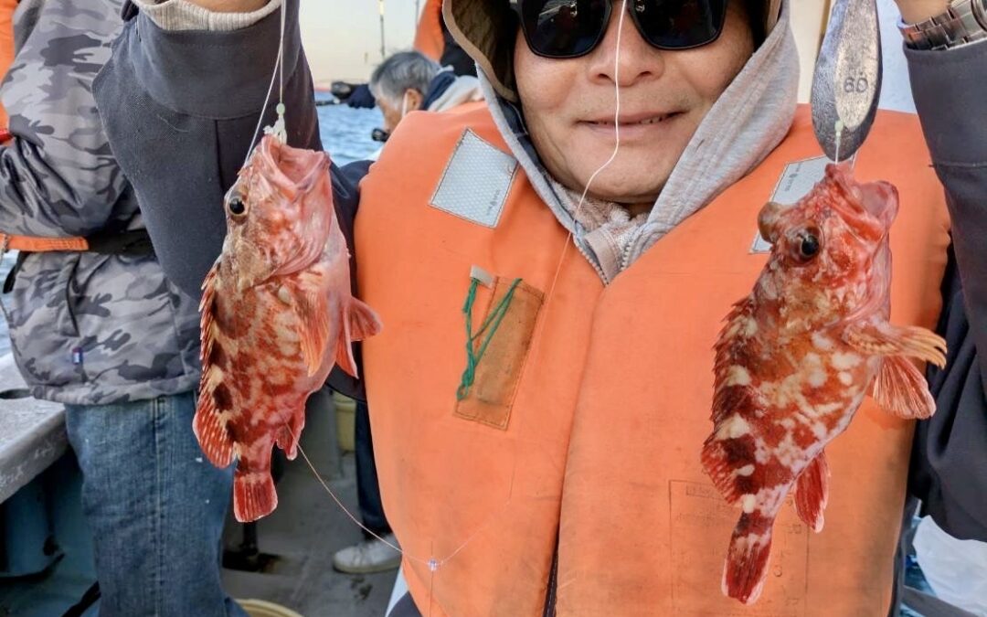 １１月３０日日曜日　カサゴ船